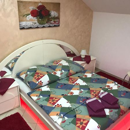 Guesthouse Rebel Deliblato Dış mekan fotoğraf