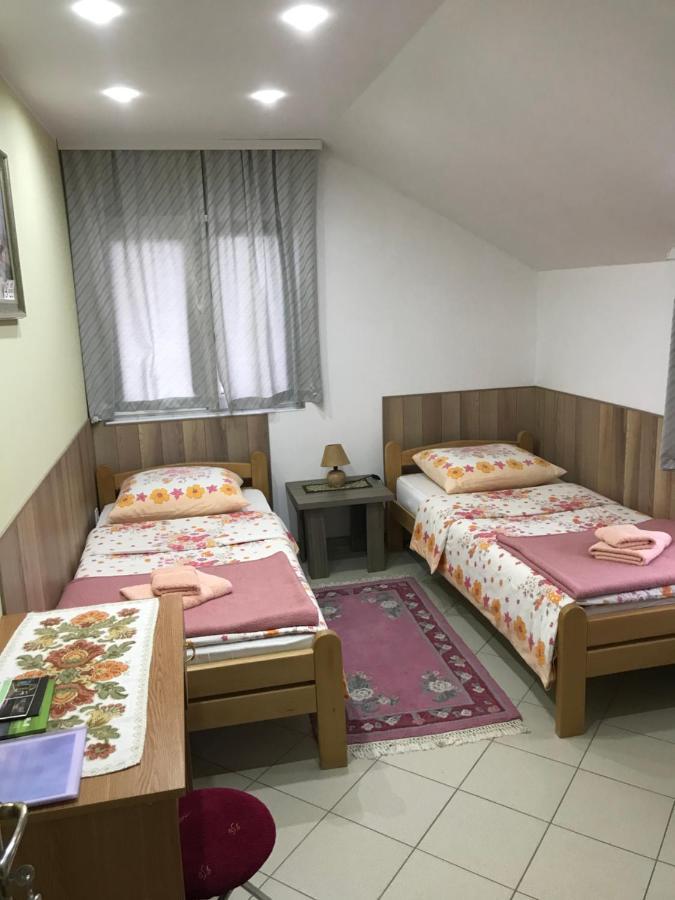 Guesthouse Rebel Deliblato Dış mekan fotoğraf
