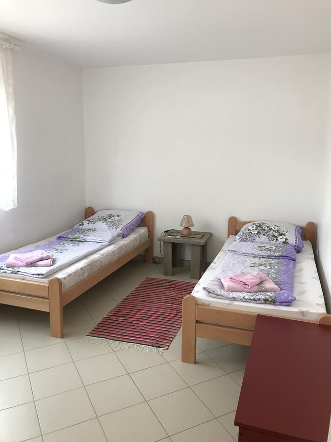 Guesthouse Rebel Deliblato Dış mekan fotoğraf